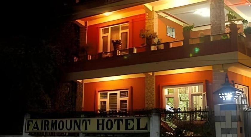 Fairmount Hotel Pokhara Extérieur photo
