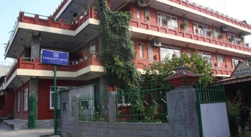 Fairmount Hotel Pokhara Extérieur photo
