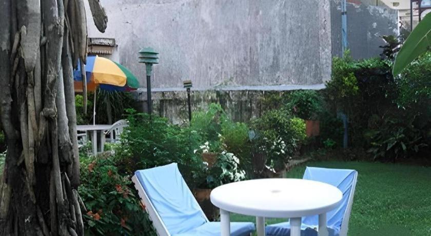 Fairmount Hotel Pokhara Extérieur photo
