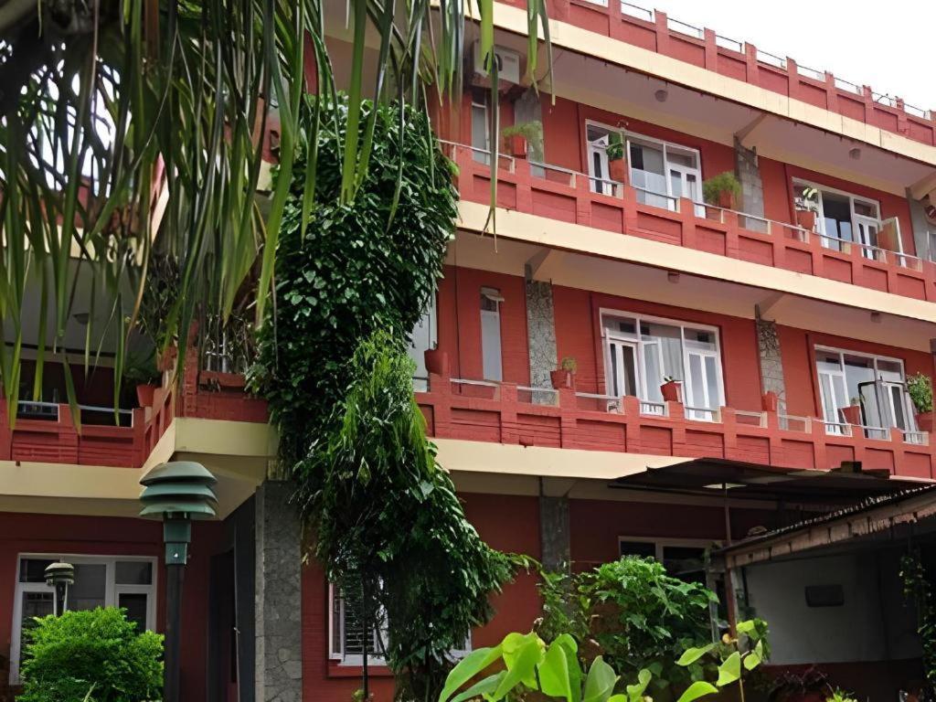 Fairmount Hotel Pokhara Extérieur photo